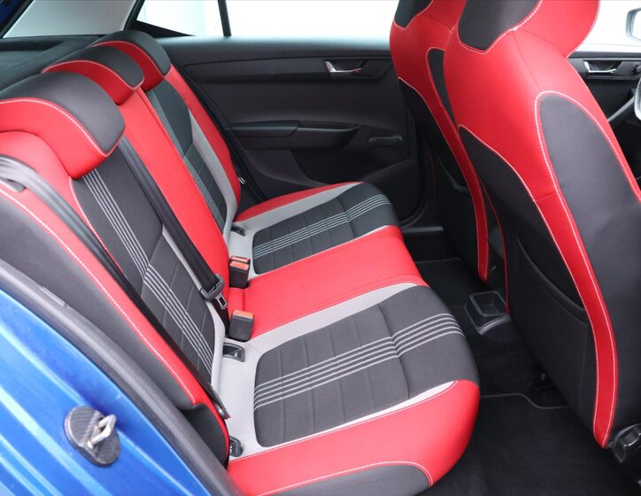 Škoda Fabia Hatchback 1,2 l 81 kw