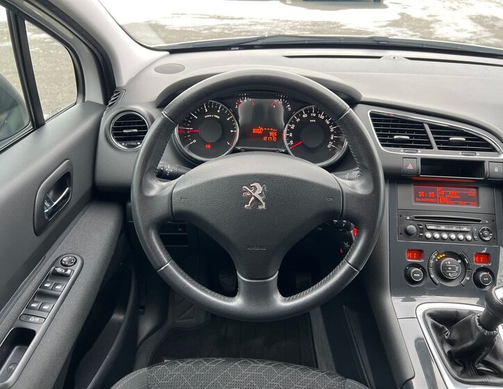 Peugeot 3008 SUV 1,6 l 88 kw