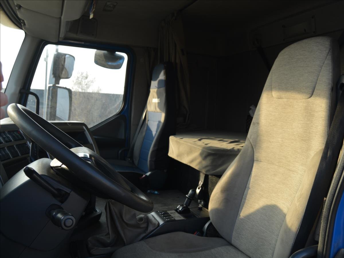 Renault Ostatní Valník 10,8 l 332 kw