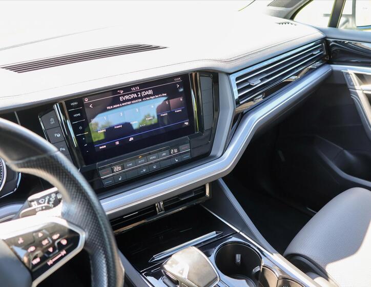 Volkswagen Touareg 30