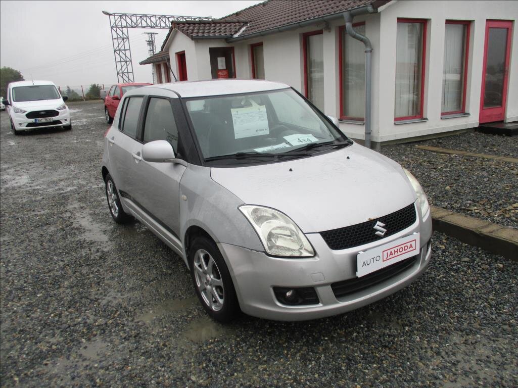 Suzuki Swift Hatchback 1,3 l 67 kw