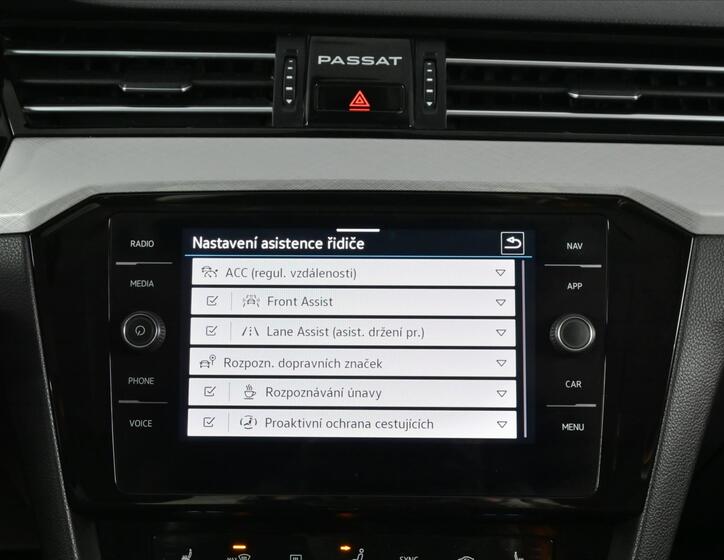 Volkswagen Passat 20