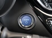 Toyota C-HR SUV 1,8 l 72 kw