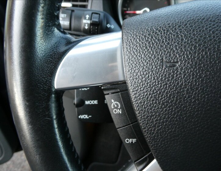 Ford Kuga SUV / Terénní 2,0 l 103 kw