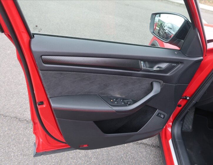 Škoda Kodiaq SUV / Terénní 2,0 l 176 kw