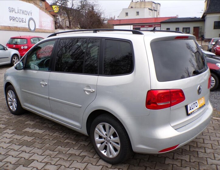 Volkswagen Touran Kombi 2,0 l 103 kw