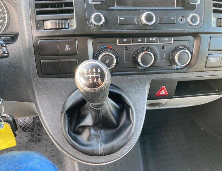 Volkswagen Caravelle Ostatní 2,0 l 103 kw