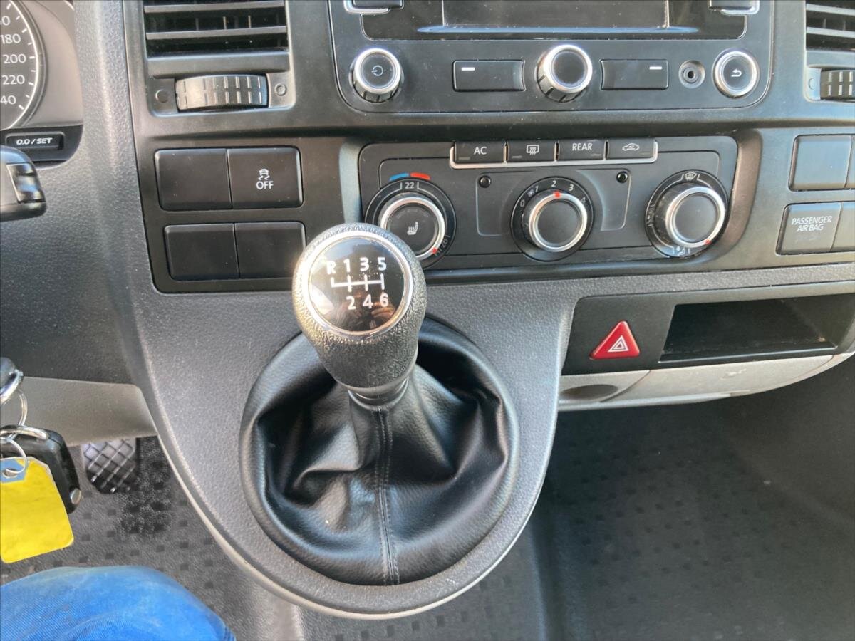 Volkswagen Caravelle Ostatní 2,0 l 103 kw