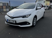 Toyota Auris 11
