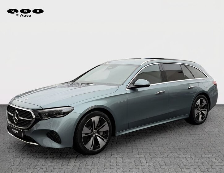 Mercedes-Benz Třídy E 1