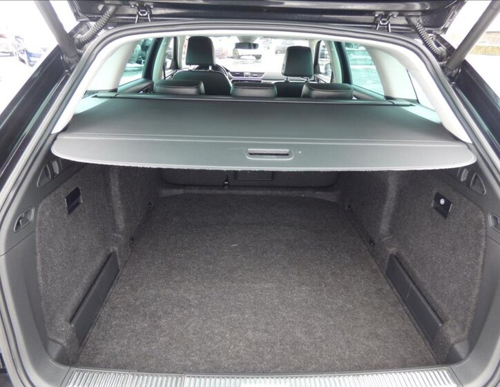 Škoda Superb Kombi 2,0 l 110 kw