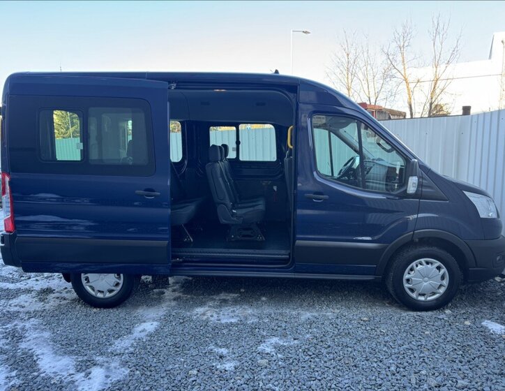 Ford Transit Kombi 2,0 l 96 kw