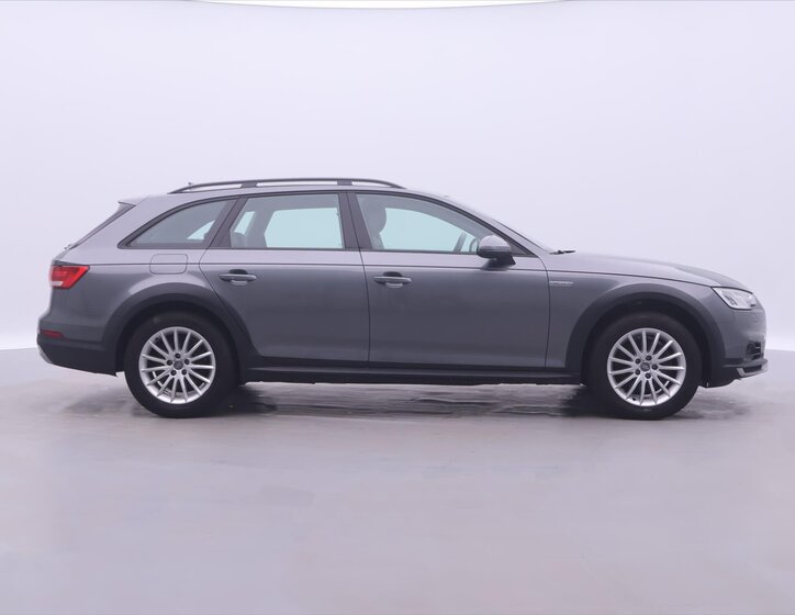 Audi A4 Allroad 8