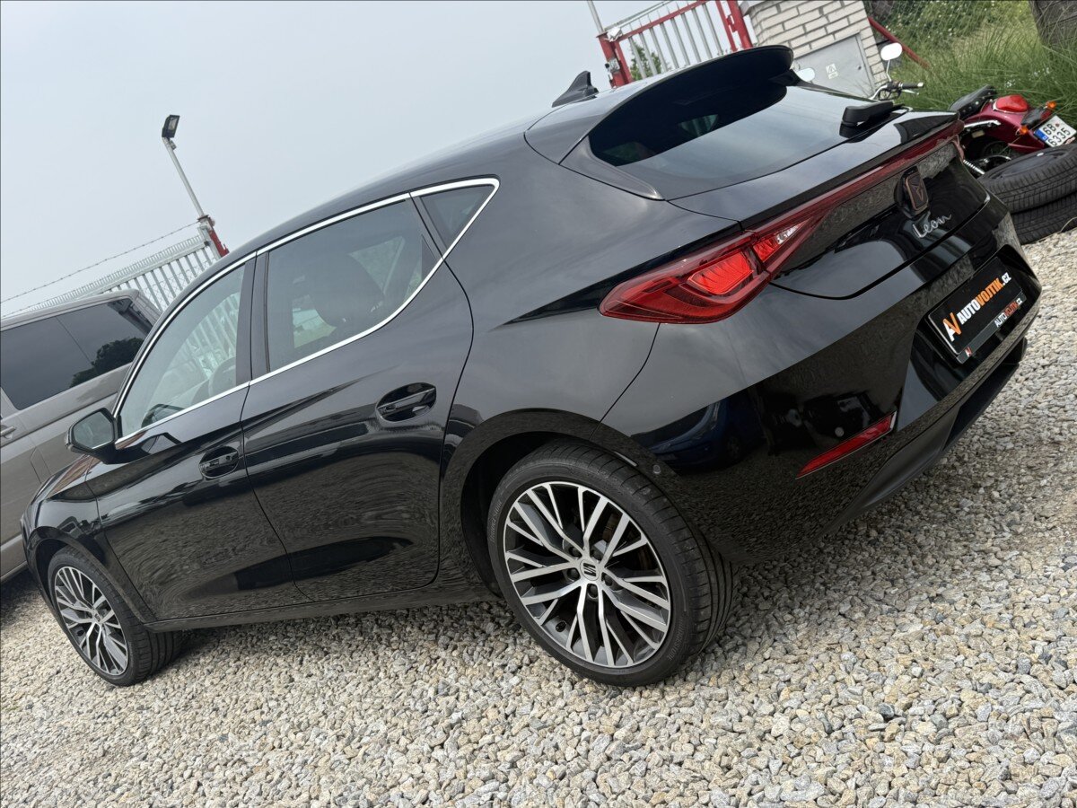 Seat Leon Hatchback 1,5 l 96 kw