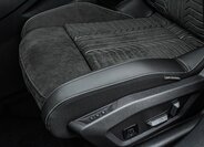 Peugeot 5008 SUV 1,2 l 107 kw