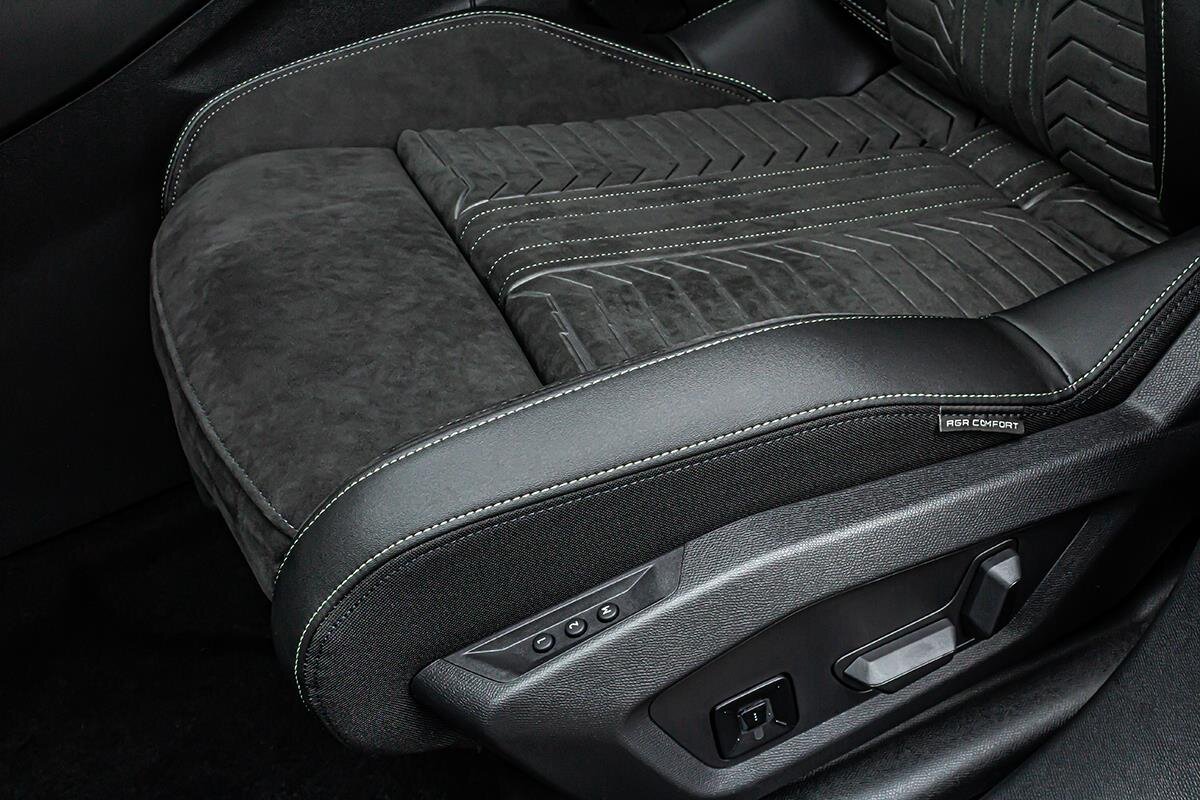 Peugeot 5008 SUV 1,2 l 107 kw