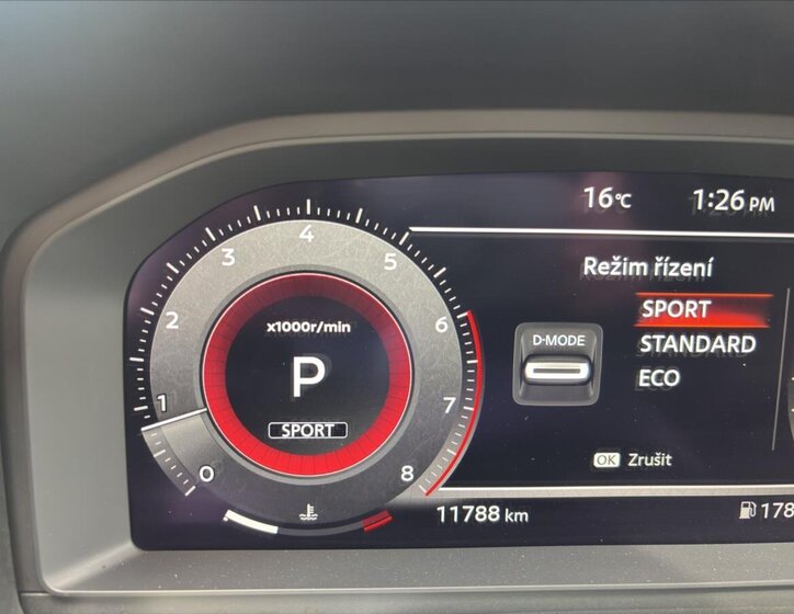 Nissan Qashqai SUV / Terénní 1,3 l 116 kw