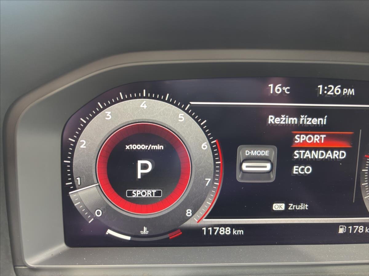 Nissan Qashqai SUV / Terénní 1,3 l 116 kw