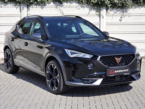 Cupra Formentor SUV / Terénní 2,0 l 180 kw