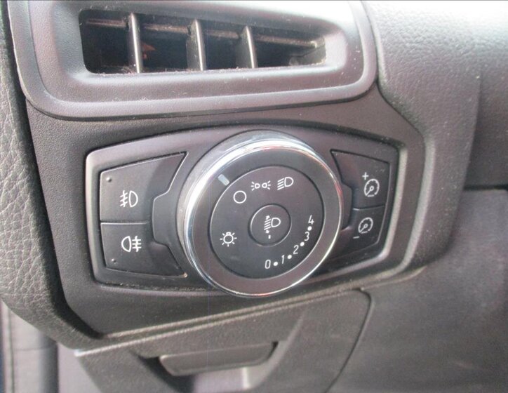 Ford Focus Kombi 1,6 l 77 kw