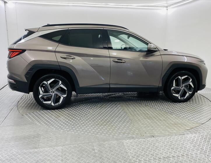 Hyundai Tucson 24