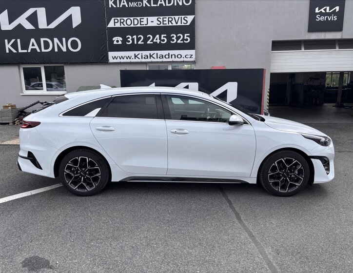 KIA ProCeed Kombi 1,5 l 103 kw