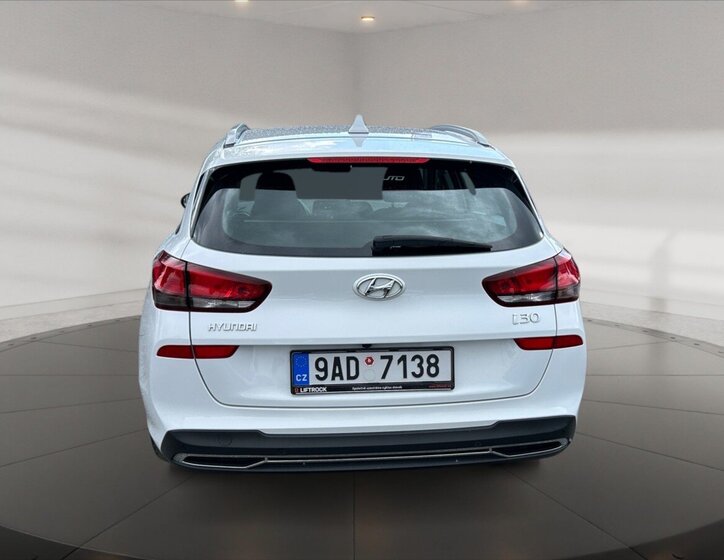 Hyundai i30 Kombi 998,0 88 kw