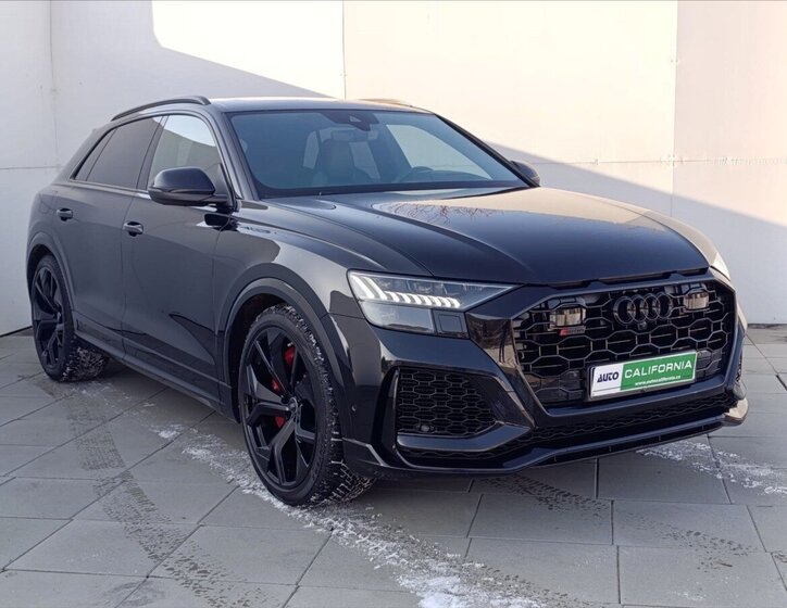 Audi RS Q8 SUV / Terénní 4,0 l 441 kw