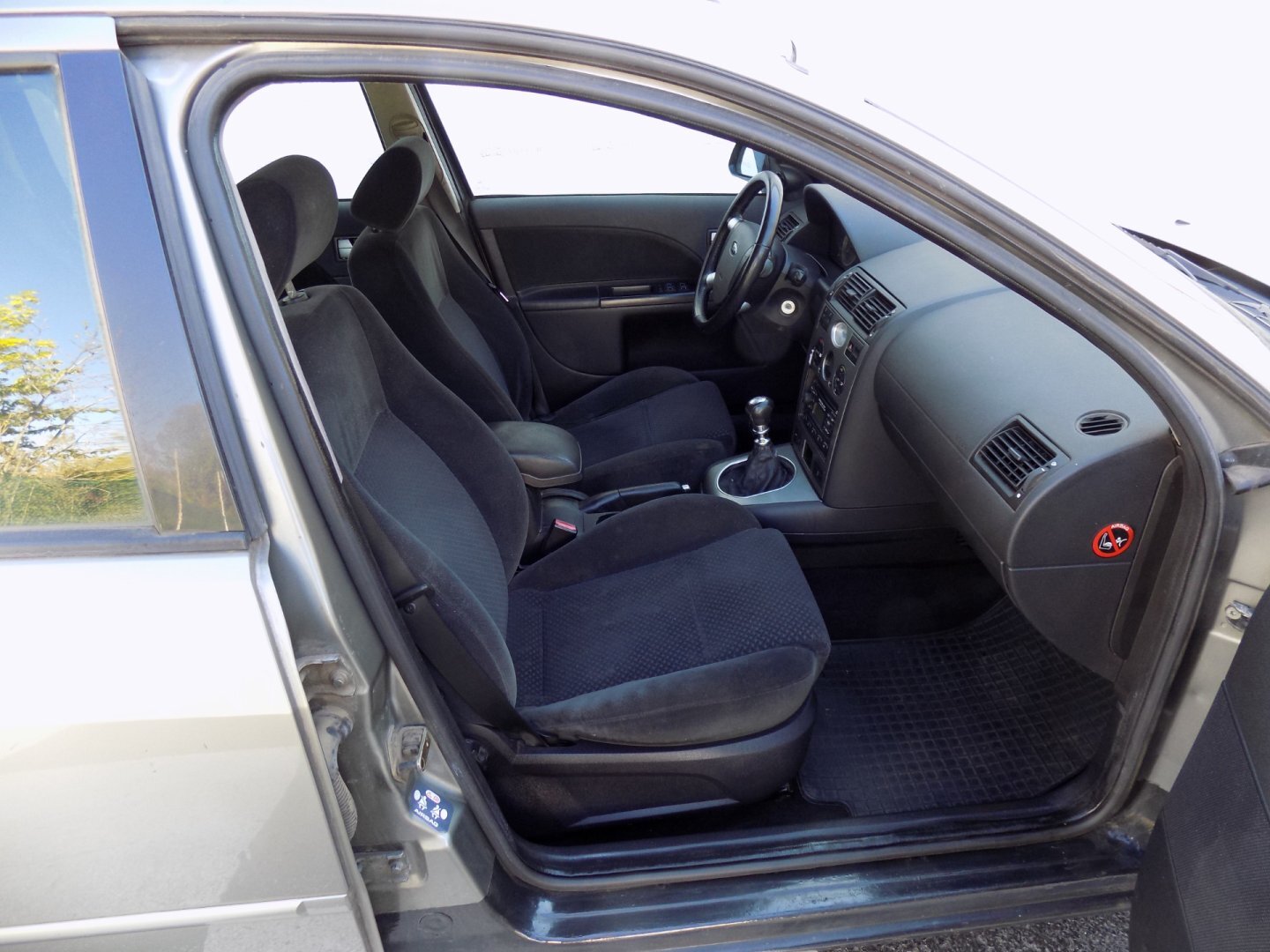 Ford Mondeo Kombi 2,0 l 107 kw