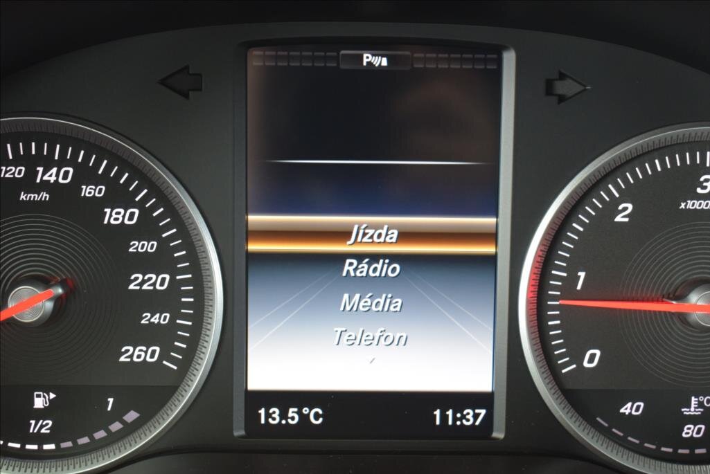 Mercedes-Benz Třídy C Sedan / Limuzína 2,1 l 125 kw