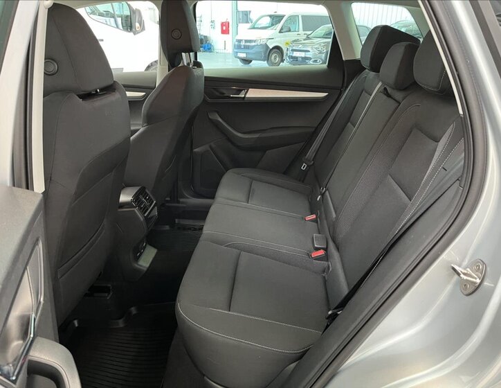 Škoda Karoq SUV 1,5 l 110 kw