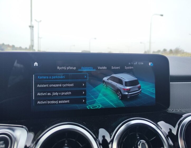 Mercedes-Benz GLB SUV / Terénní 2,0 l 110 kw