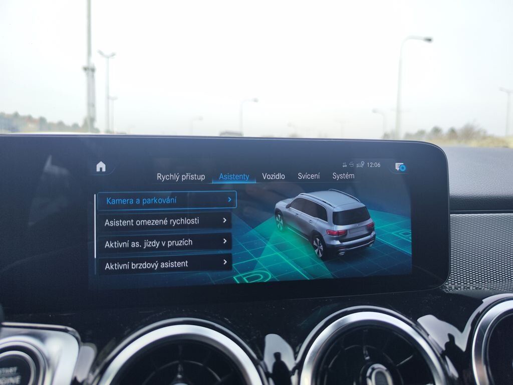 Mercedes-Benz GLB SUV / Terénní 2,0 l 110 kw