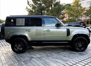Land Rover Defender 12