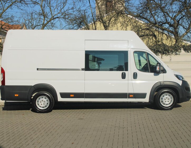 Peugeot Boxer Ostatní 2,2 l 121 kw