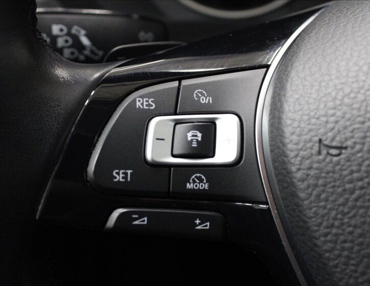 Volkswagen Tiguan Kombi 2,0 l 132 kw