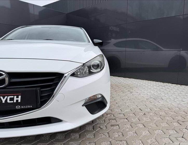Mazda 3 Hatchback 1,5 l 74 kw