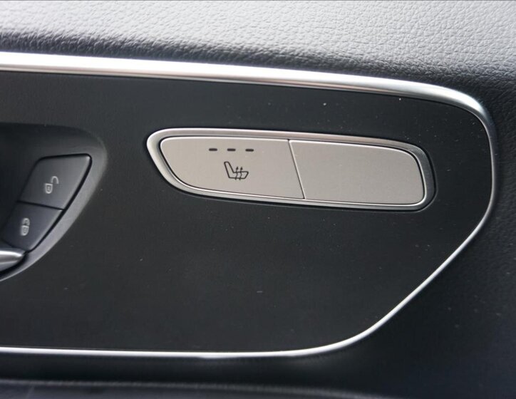 Mercedes-Benz Vito 16