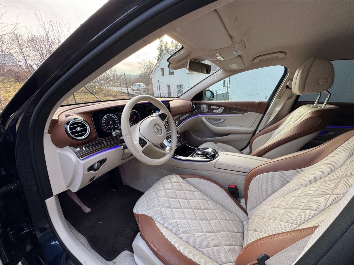 Mercedes-Benz Třídy E Kombi 0,0 245 kw