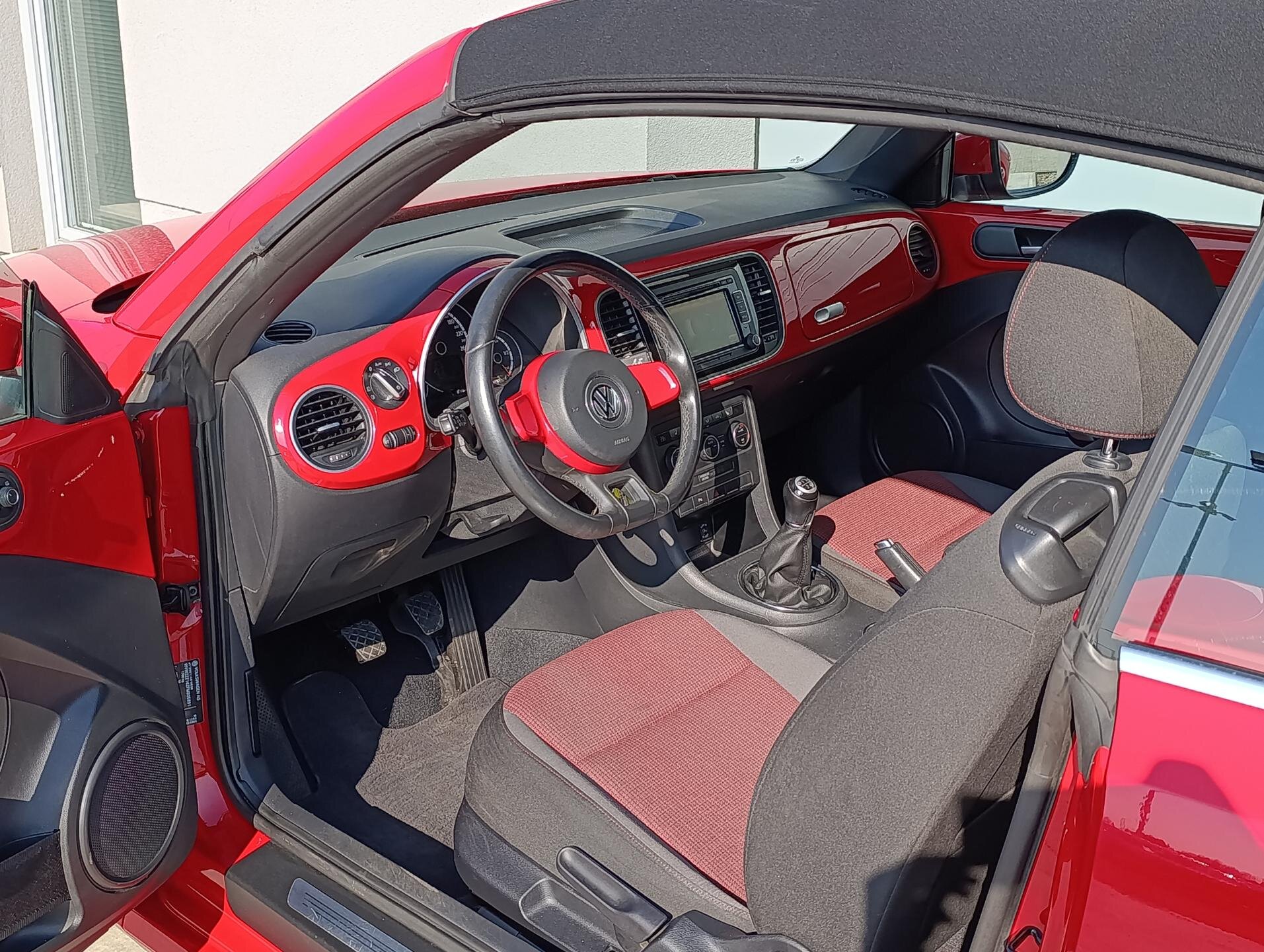 Volkswagen Beetle Kabriolet 1,2 l 77 kw