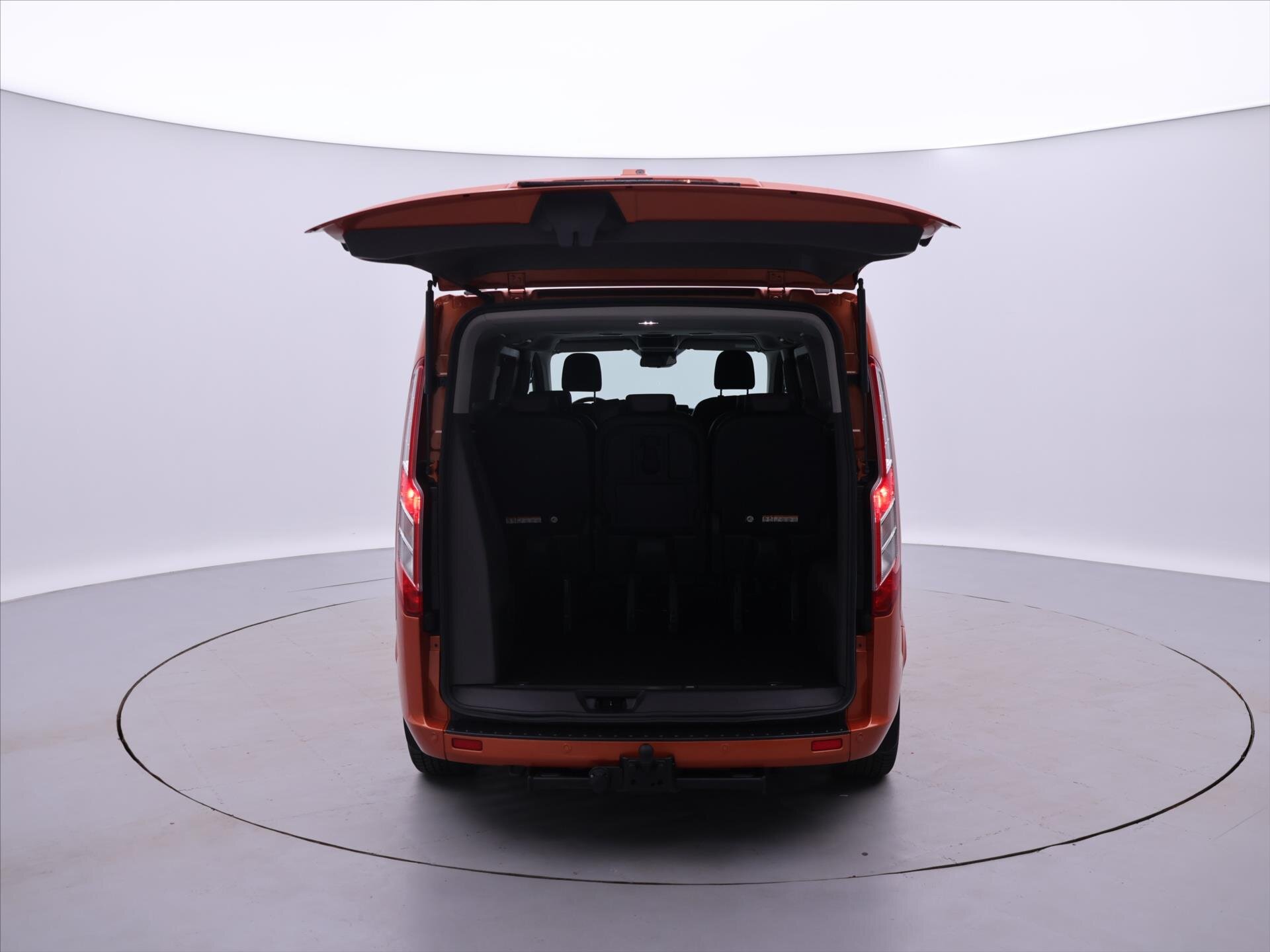 Ford Tourneo Custom Kombi 2,0 l 125 kw