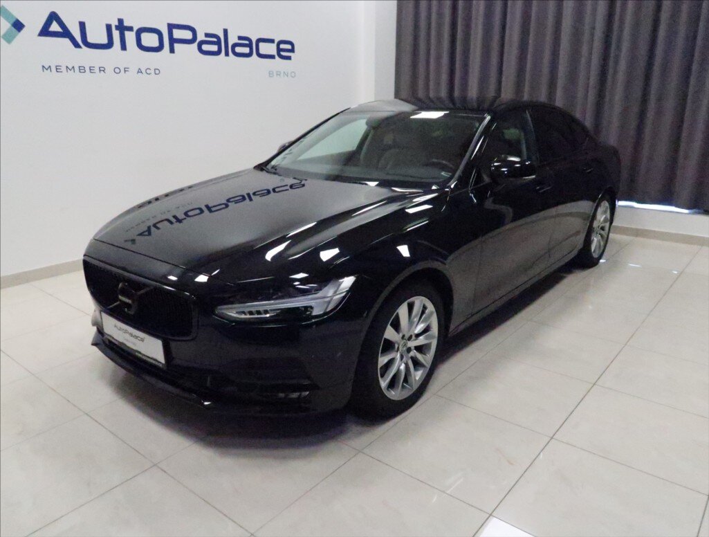Volvo S90 Sedan / Limuzína 2,0 l 173 kw