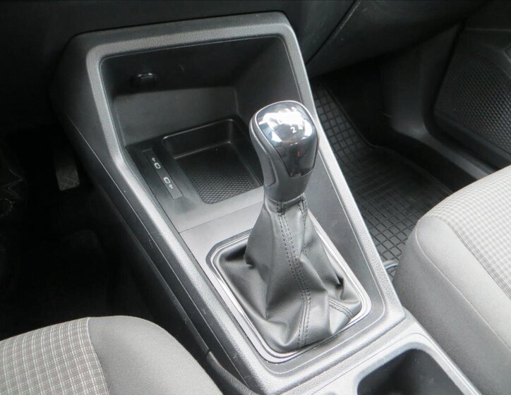 Volkswagen Caddy Kombi 1,5 l 84 kw