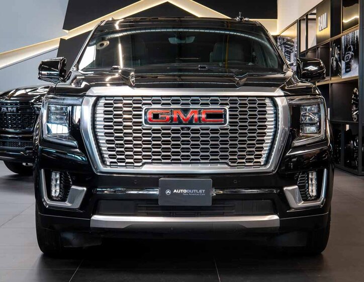 GMC Yukon 12