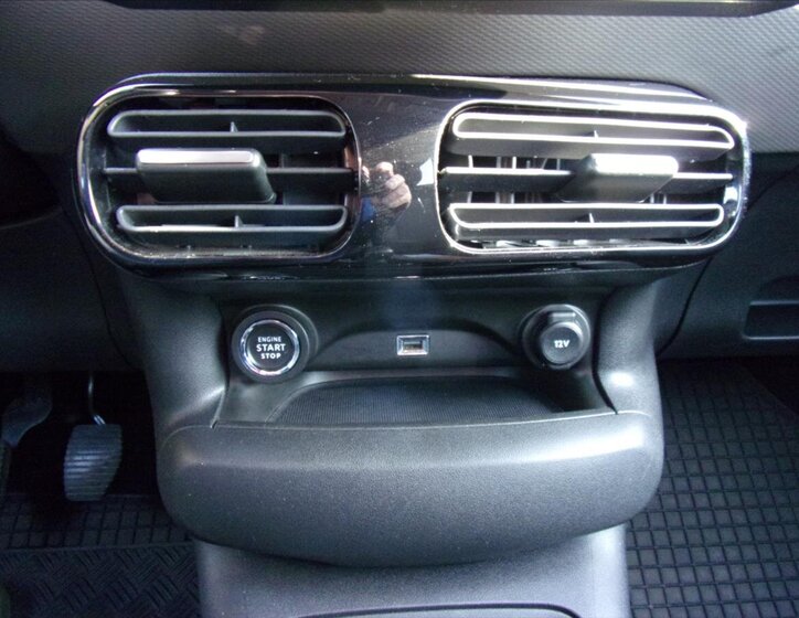 Citroën C4 Cactus Hatchback 1,2 l 81 kw