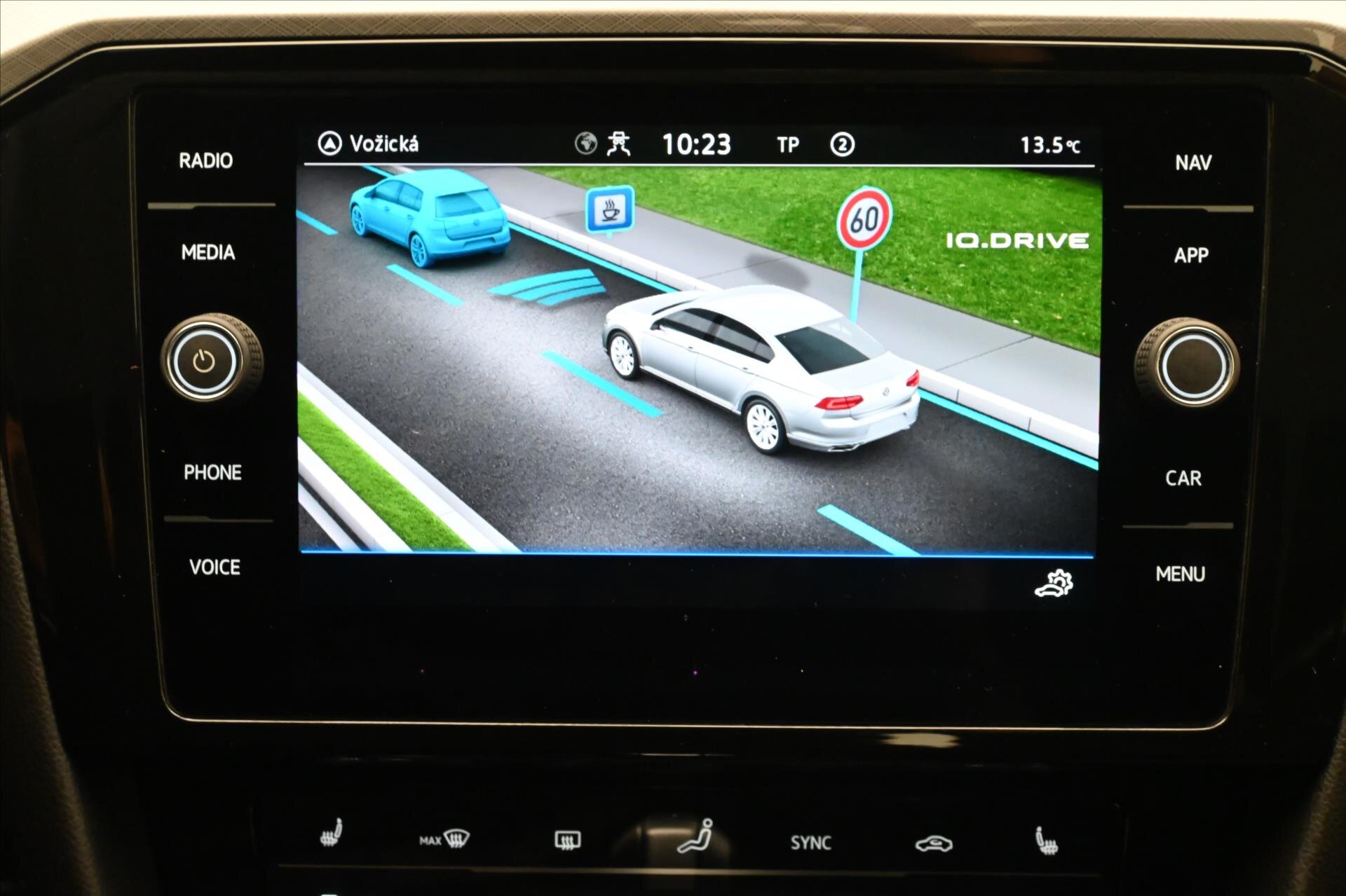 Volkswagen Passat Sedan / Limuzína 1,4 l 115 kw