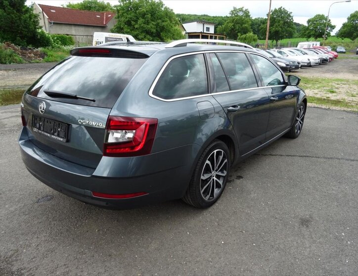 Škoda Octavia Kombi 1,5 l 110 kw