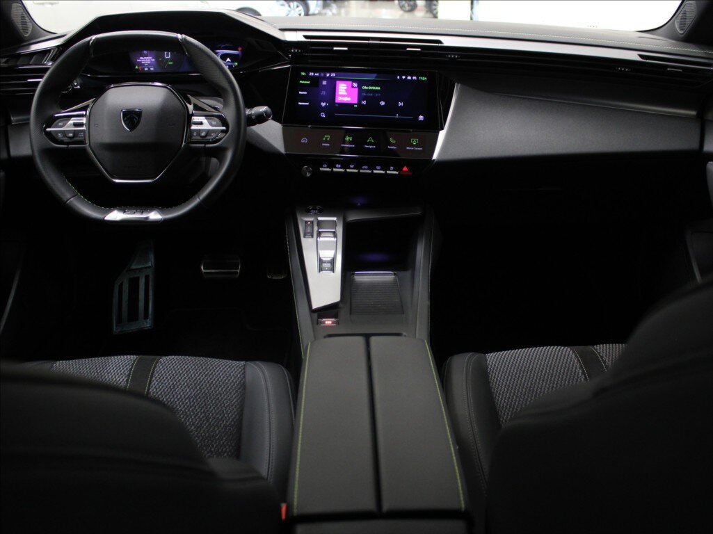 Peugeot 308 Kombi 1,2 l 96 kw