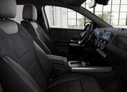 Mercedes-Benz GLA SUV / Terénní 1,3 l 120 kw