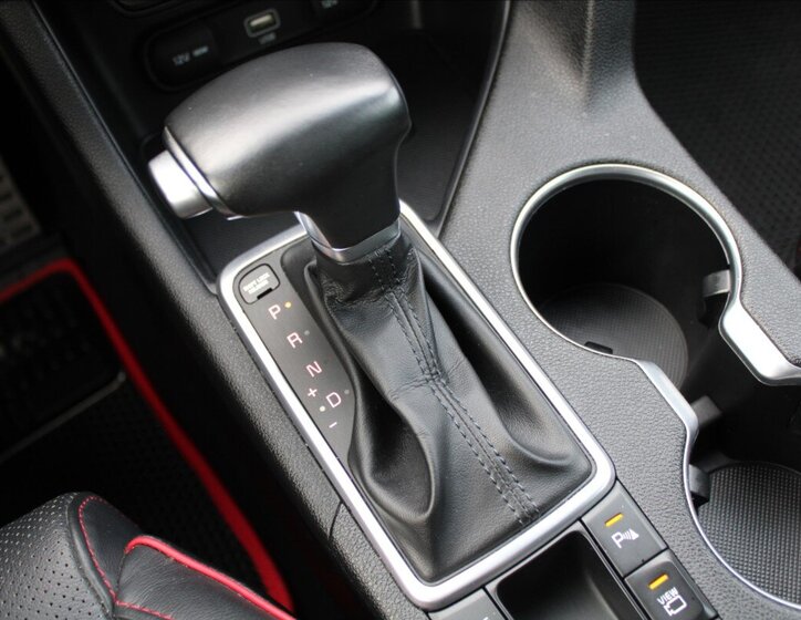 KIA Sportage SUV / Terénní 2,0 l 136 kw